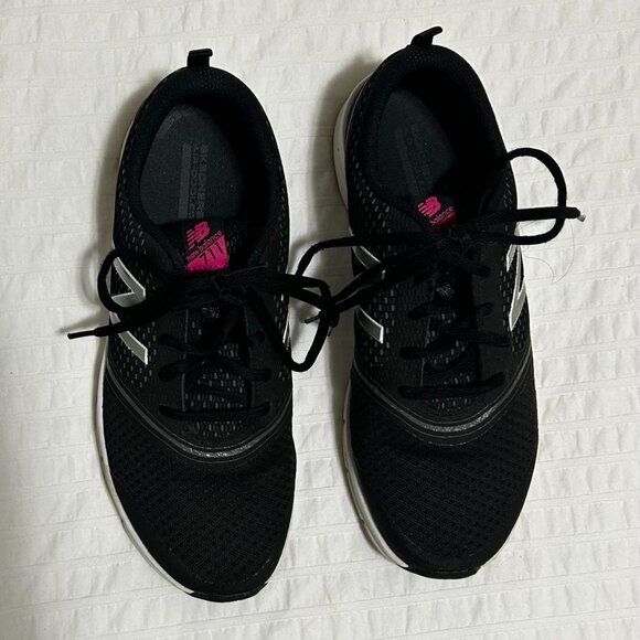 New Balance 711 Shoes - Black & Silver - Women's 9.5 - Picture 2 of 3